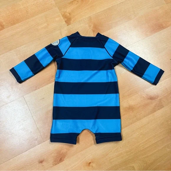 Baby Gap Blue & Navy Striped Rashguard & Bucket Hat Swim Set Baby Size 6-12M